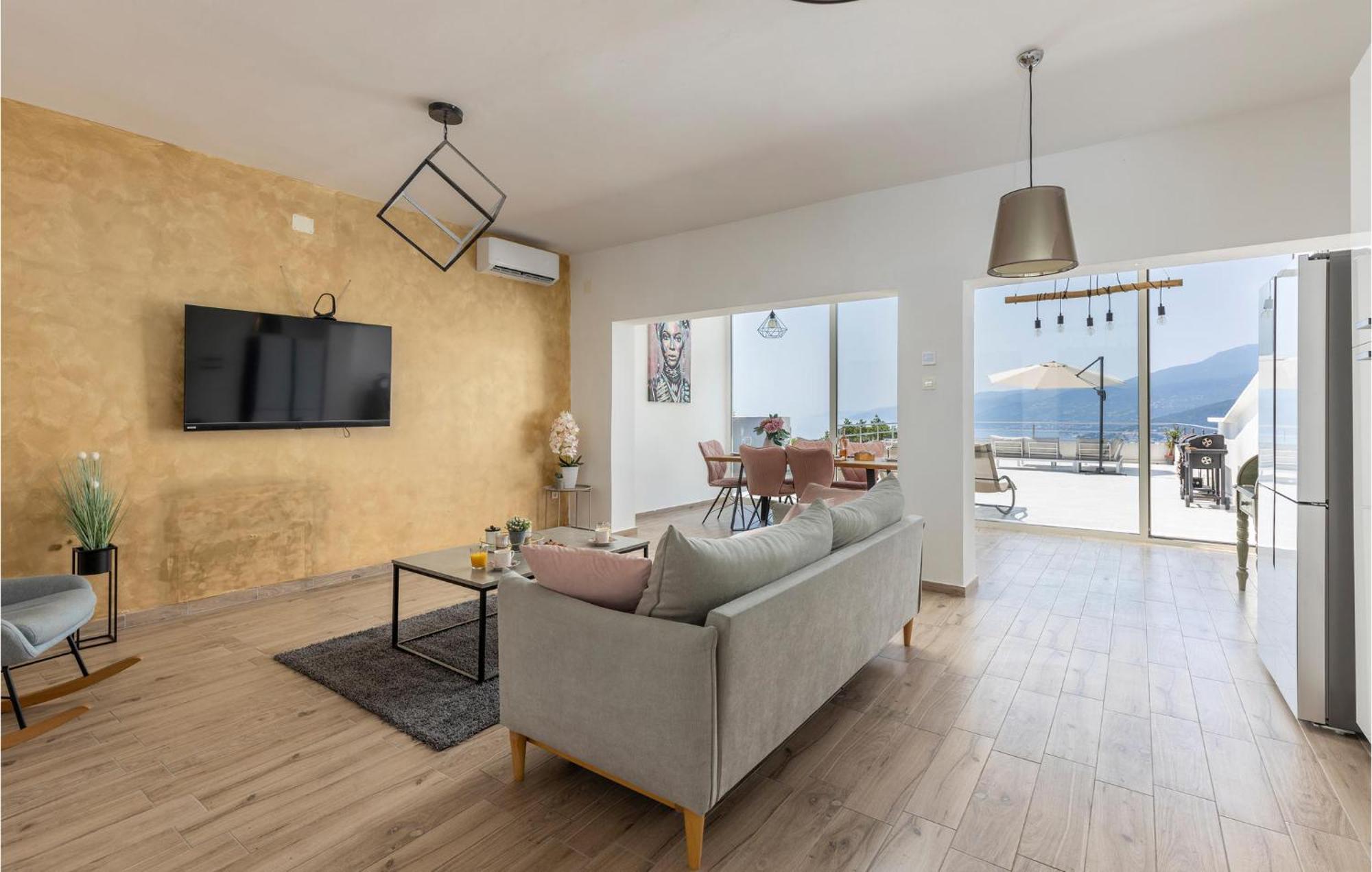 Amazing Apartment In Rijeka With Wifi Dış mekan fotoğraf