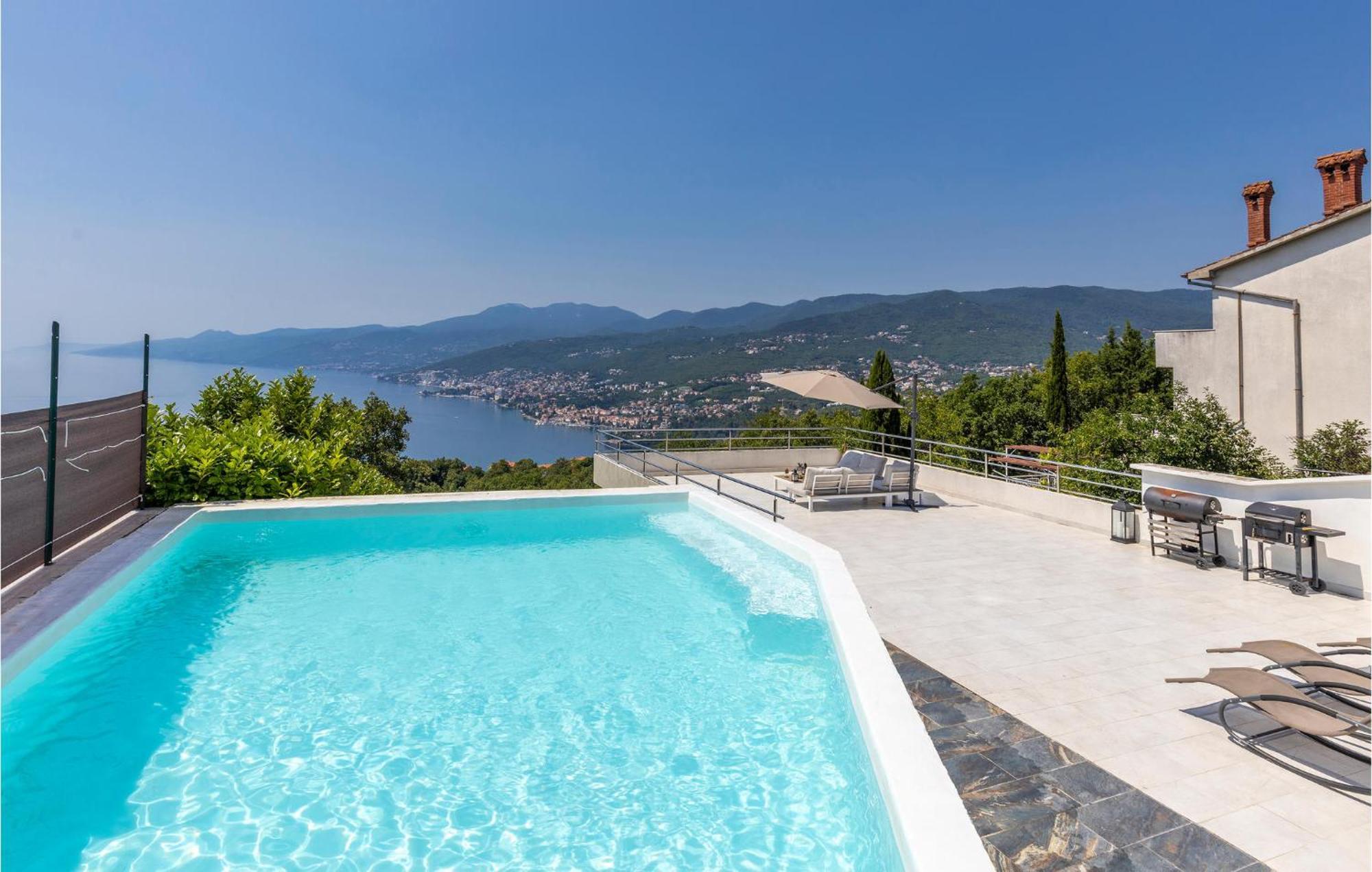 Amazing Apartment In Rijeka With Wifi Dış mekan fotoğraf