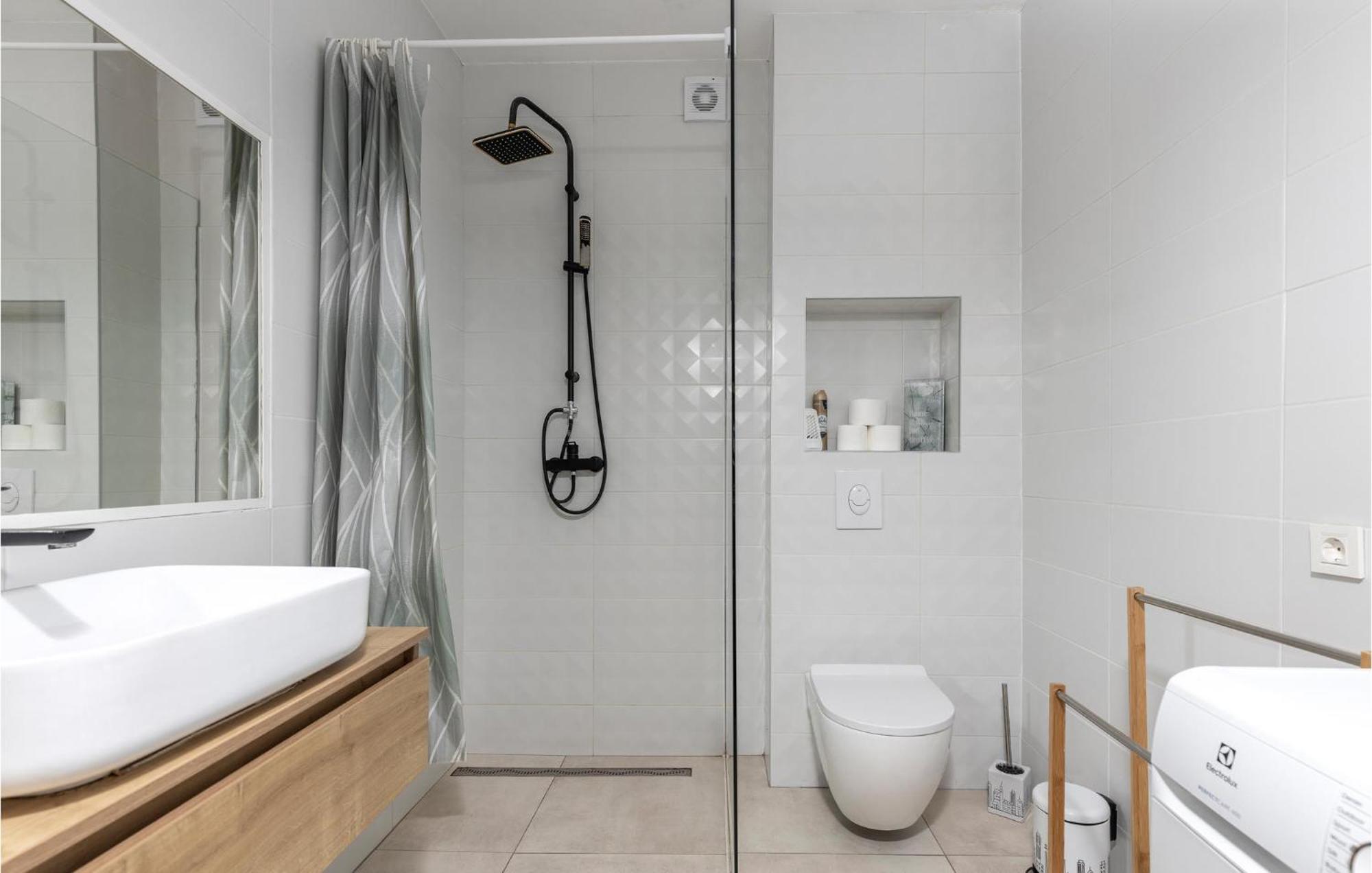 Amazing Apartment In Rijeka With Wifi Dış mekan fotoğraf
