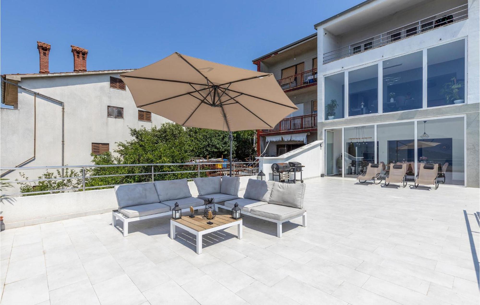 Amazing Apartment In Rijeka With Wifi Dış mekan fotoğraf