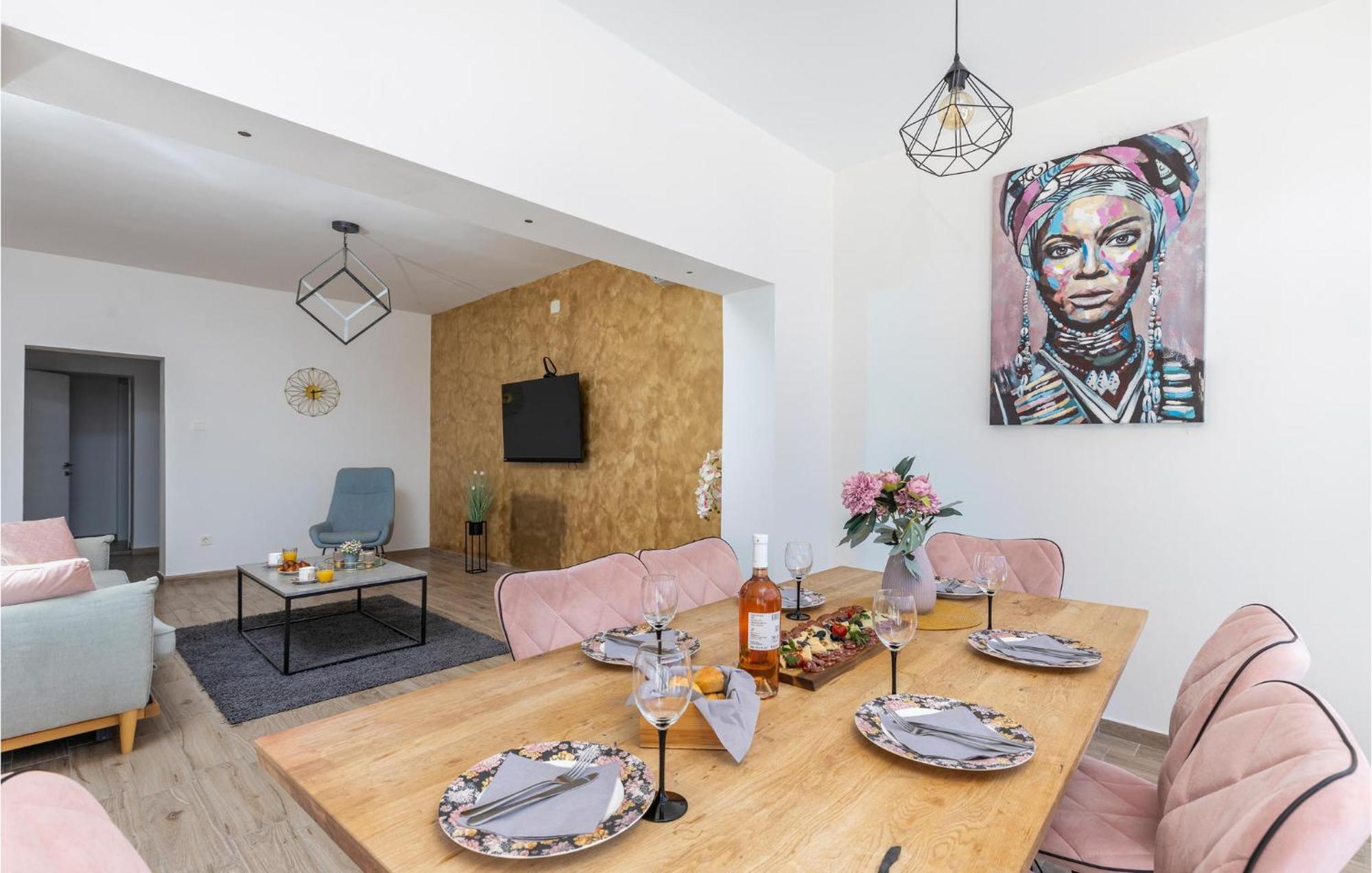 Amazing Apartment In Rijeka With Wifi Dış mekan fotoğraf