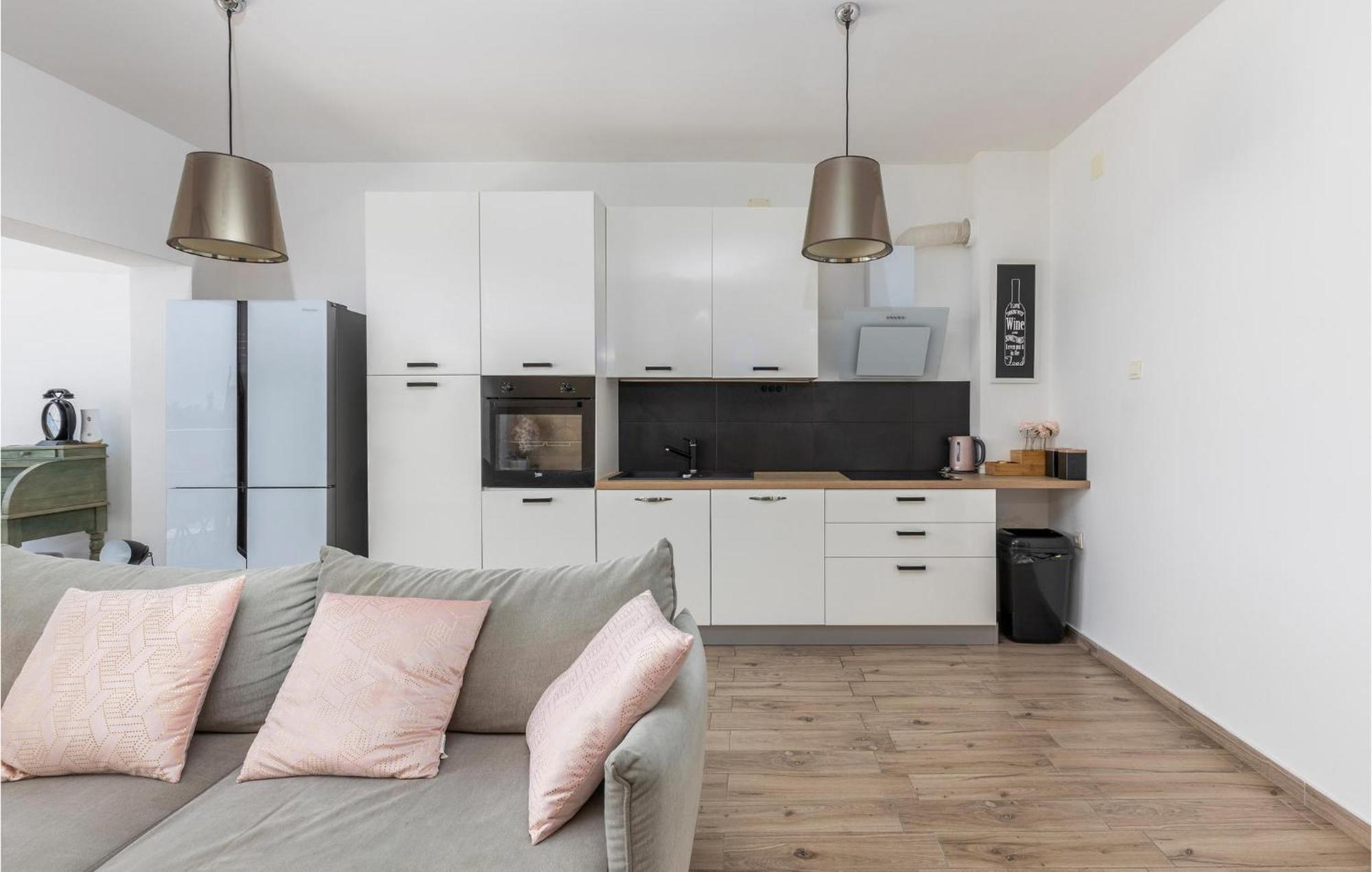 Amazing Apartment In Rijeka With Wifi Dış mekan fotoğraf